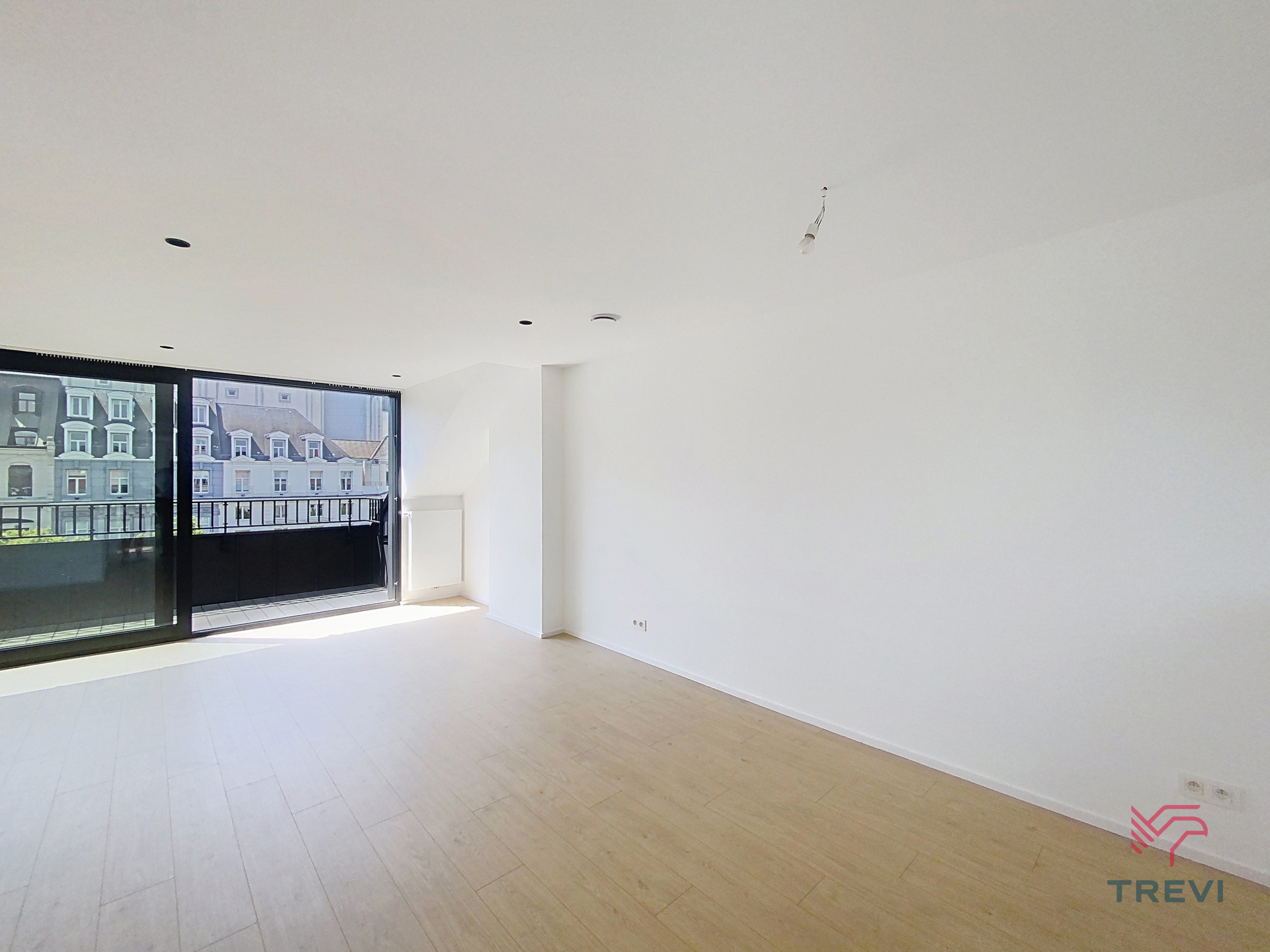 Appartement te huur in Brussel met 3 slaapkamers - foto 5