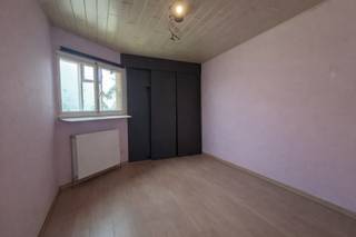 Op de Sint-Bernardsesteenweg 585 te 2660 Hoboken bevindt zich dit ruime magazijn met woonruimte/kantoor. Het pand beschikt over een magazijn...