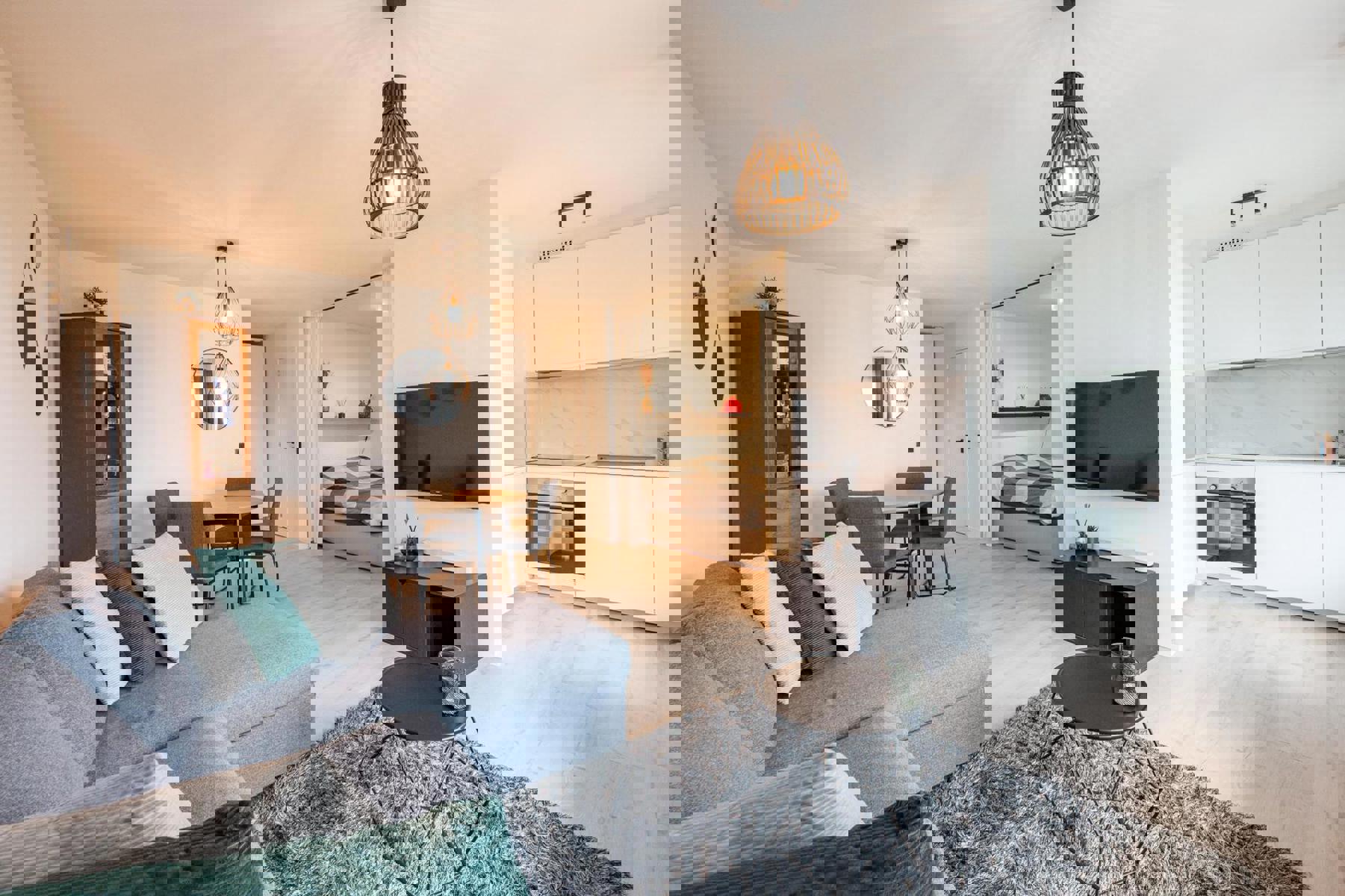 INSTAPKLAAR GERENOVEERD APPARTEMENT - foto 2