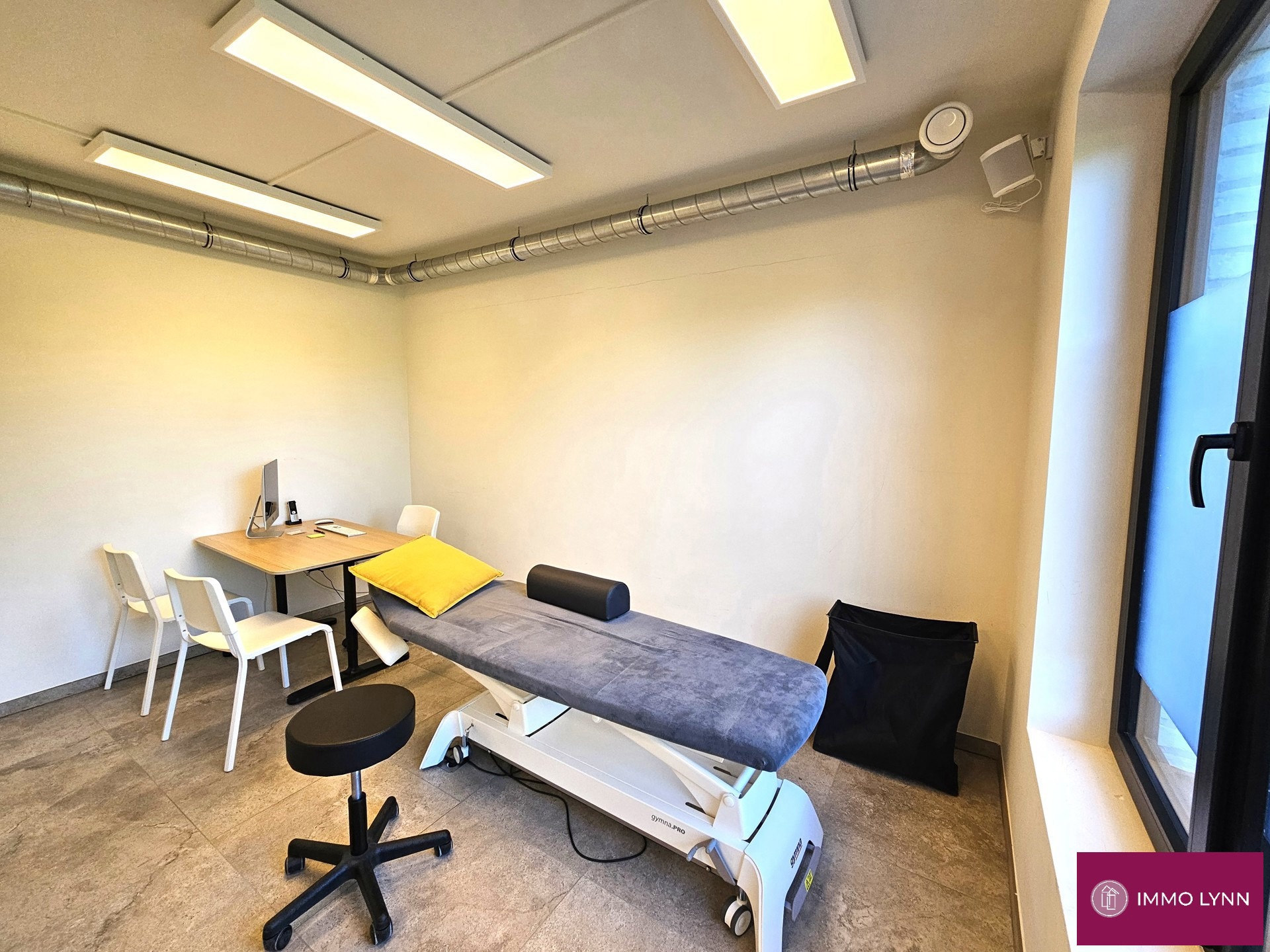 Recent, commercieel gelijkvloers in centrum Kampenhout! - foto 4