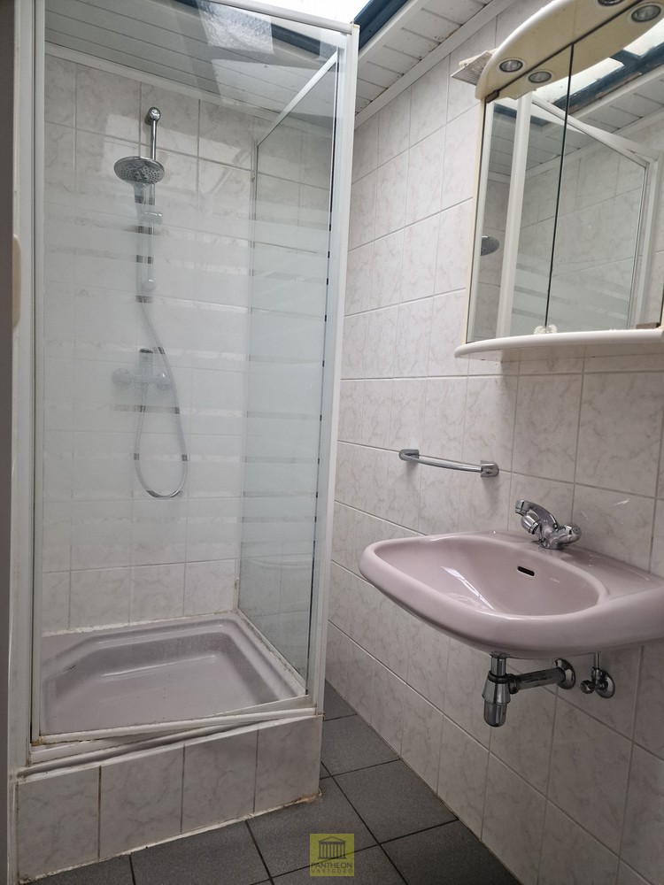 Woning gelegen nabij station en centrum! - foto 5