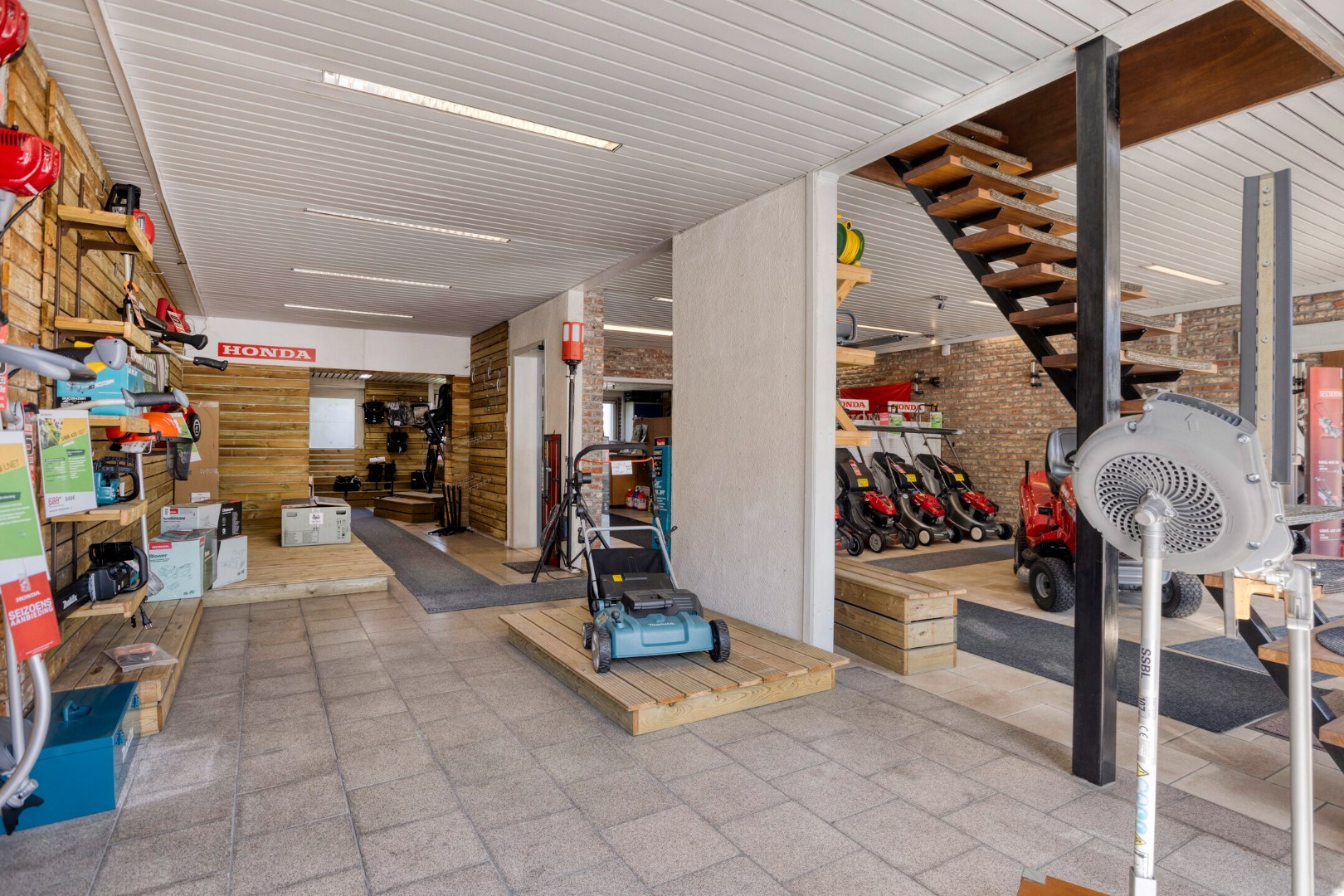 Prachtige handelswoning in centrum Rekkem! - foto 3