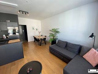Magnifique appartement de 2 chambres à coucher à Anvers L'appartement est situé dans le centre d'Anvers, à quelques pas de Sint-Jansplein, Franklin...