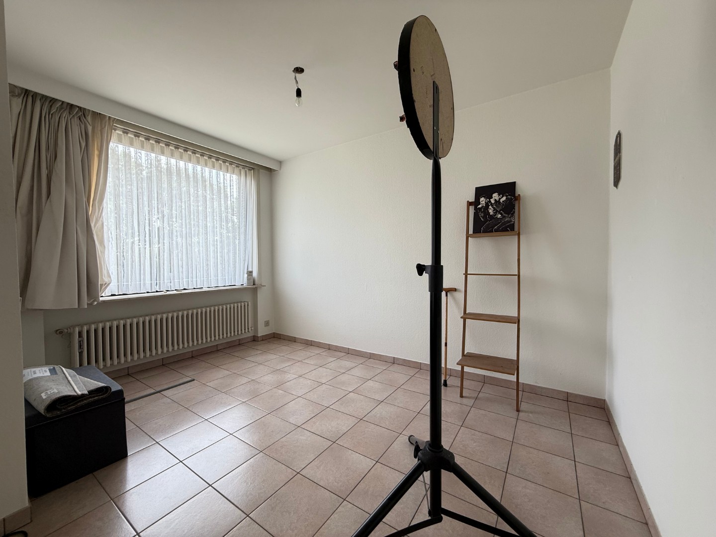 Twee-slaapkamerappartement vlakbij centrum Tielt! - foto 4