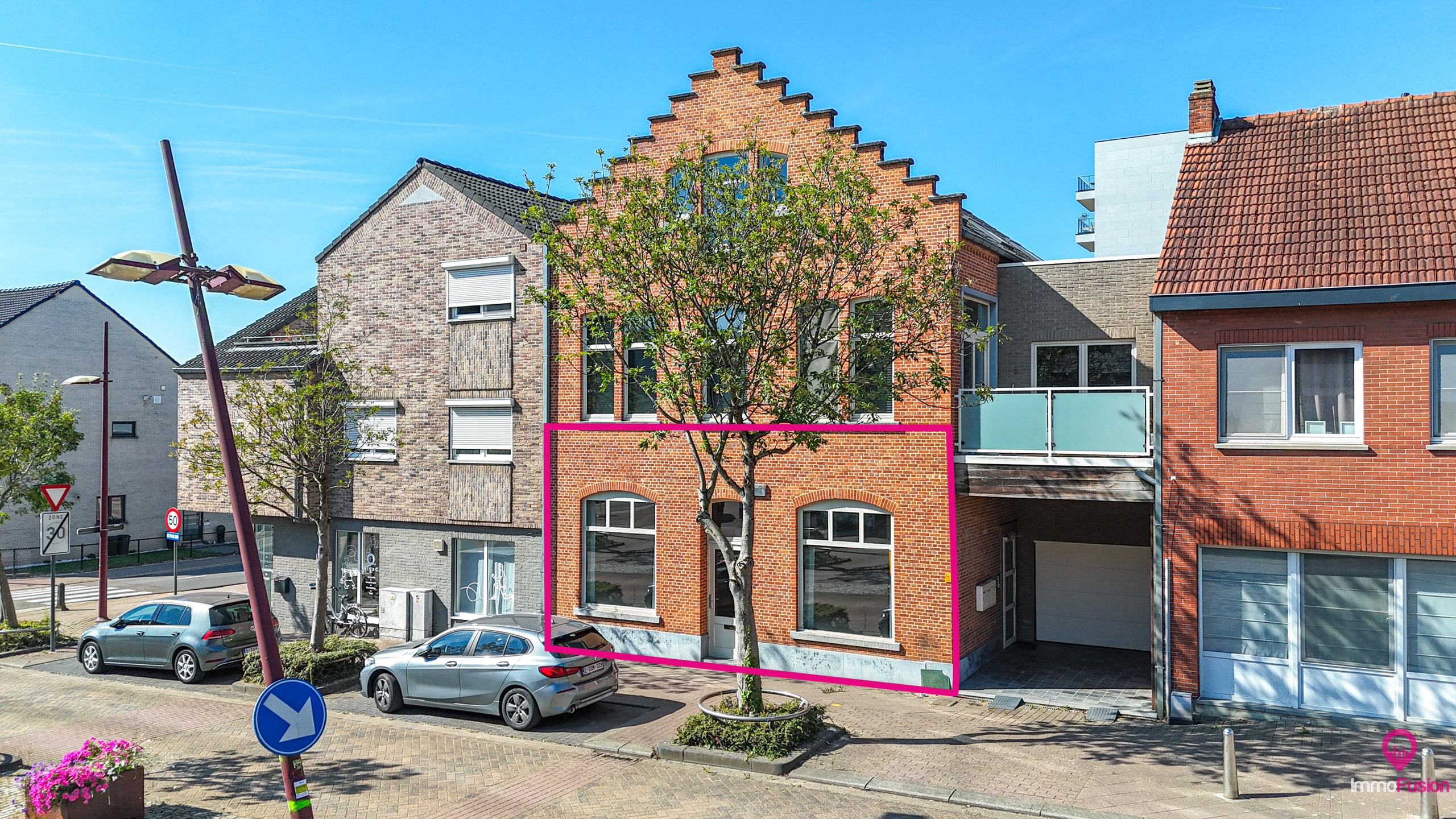 Instapklaar kantoor 71m² met zichtbaarheid centrum Beringen! - foto 2