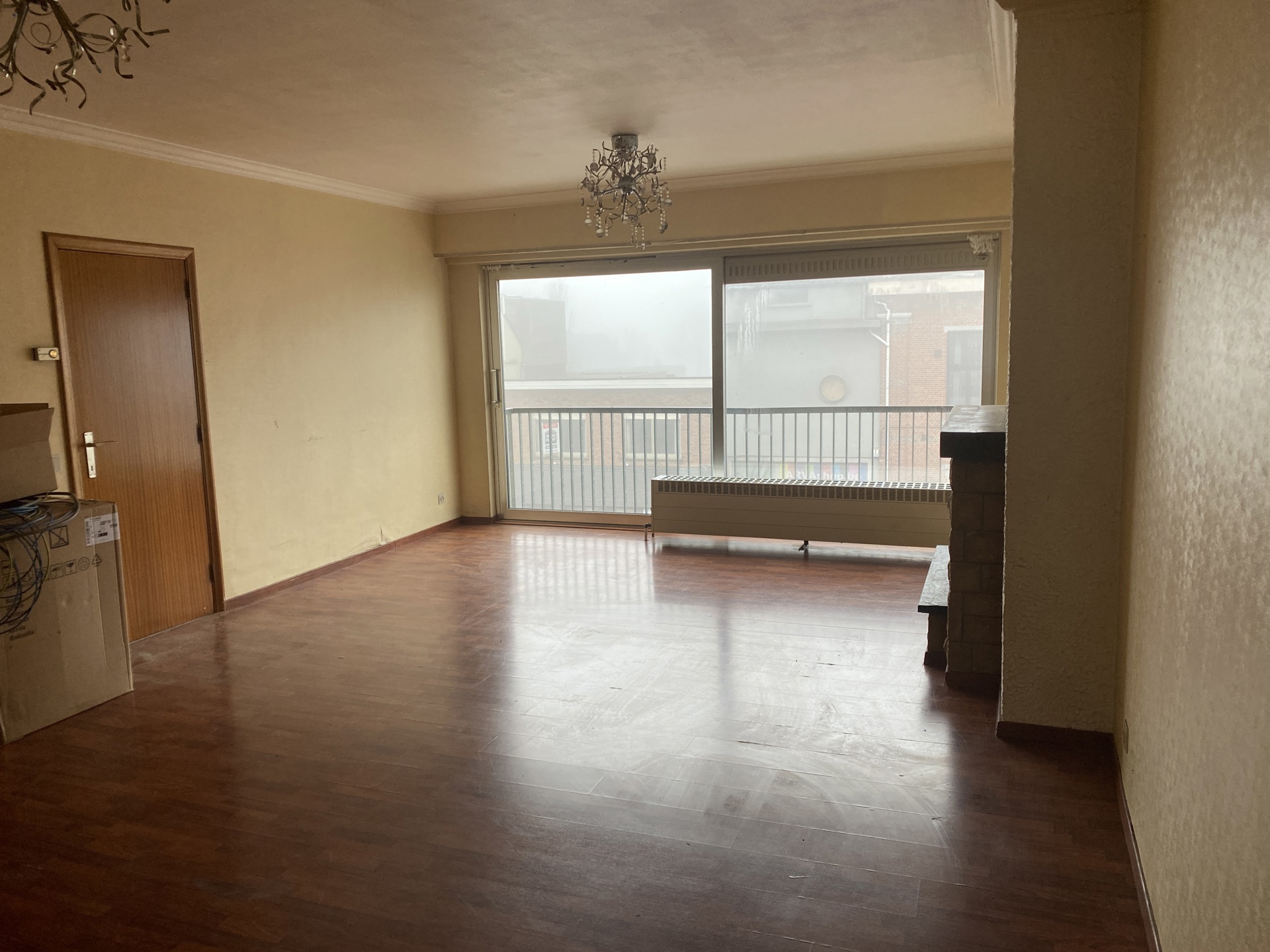 Ruim appartement 3 slaapkamers, geen lift, vernieuwde keuken en badkamer - foto 4