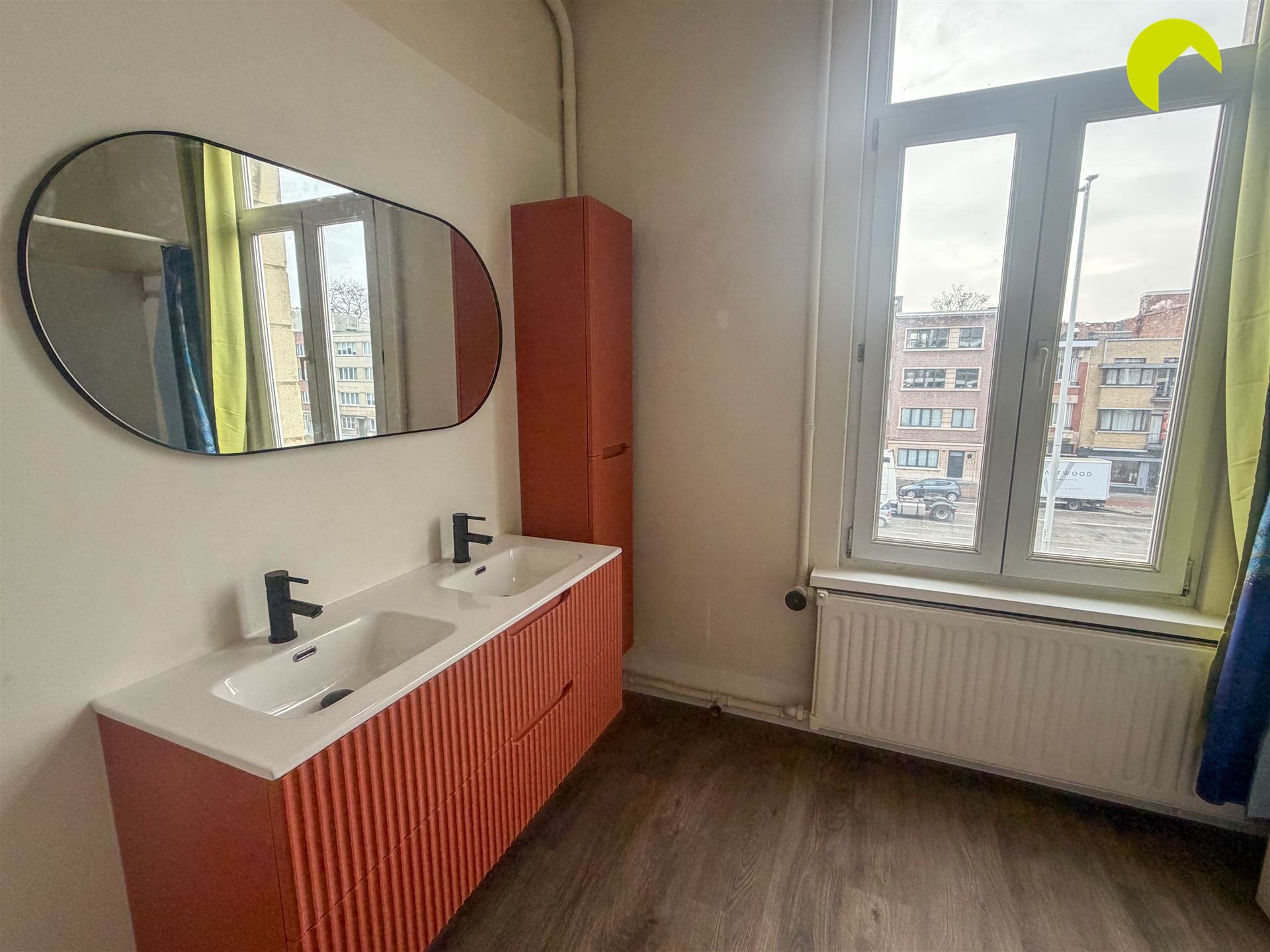 Apartment for rent in Berchem with 2 bedrooms - photo 4