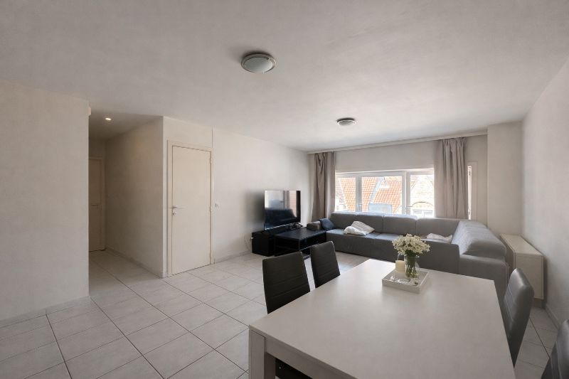 Energiezuinig 2 slaapkamer appartement vlakbij grote markt Ieper. - foto 2