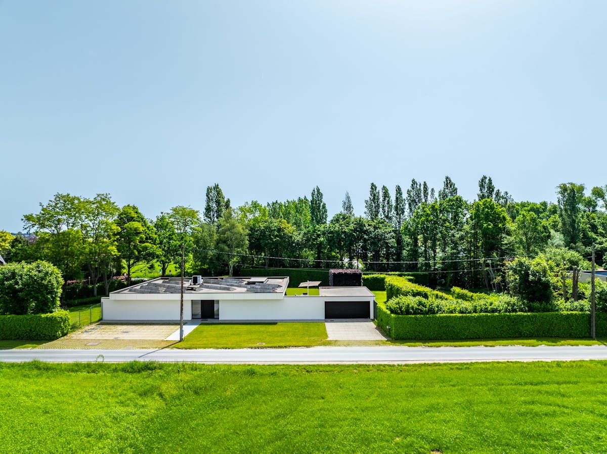 Exclusive, ready-to-move-in villa for sale in the Singel in Poperinge - photo 3