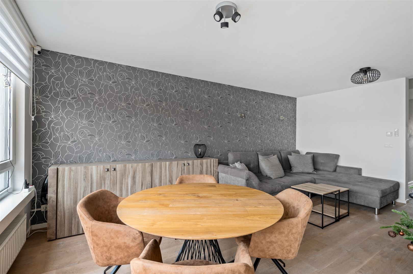 Recent gerenoveerd appartement ca. 88m2 met 2 slaapkamers en terras. - foto 4