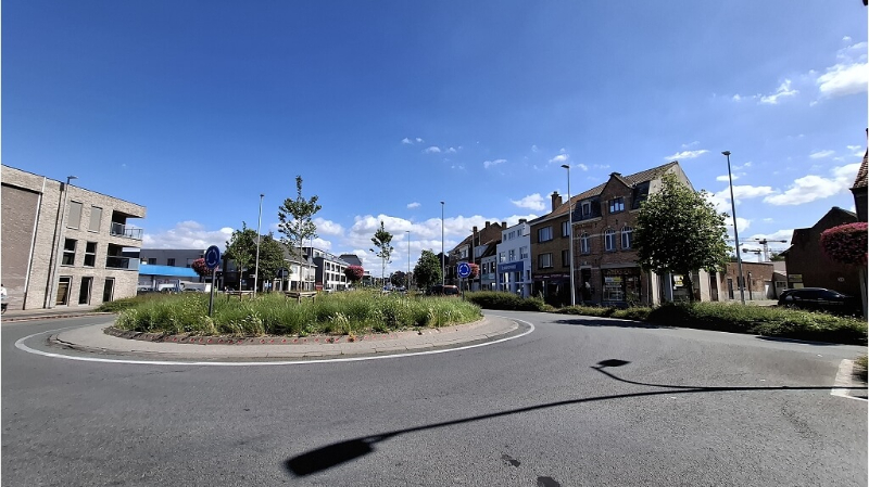 Opslagplaats of garage 33 m2 te huur in Brugge - photo 4