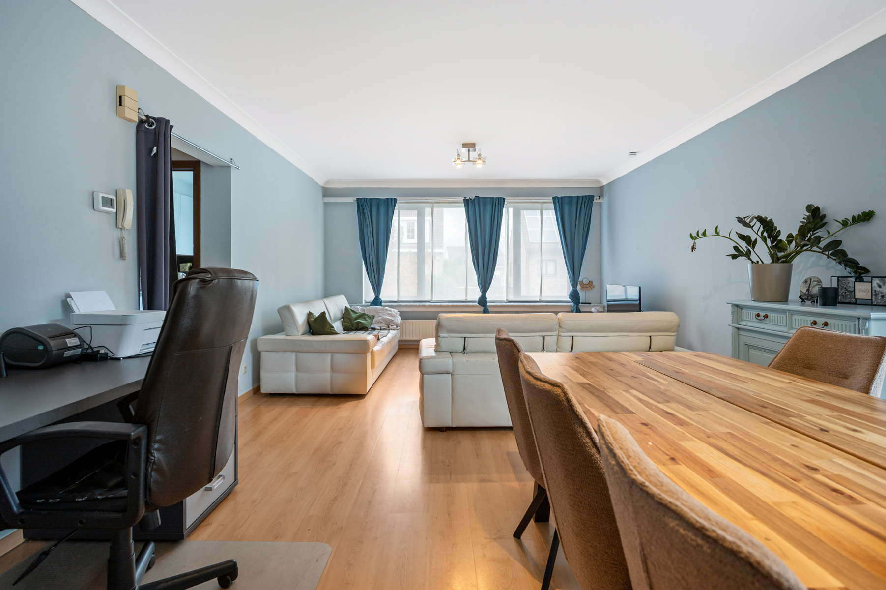 Ruim appartement met drie slaapkamers in centrum Wommelgem. - foto 4