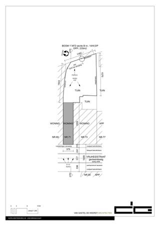 <p><span>VRIJHEIDSTRAAT 71, 2850 BOOM</span></p><p><span>Te renoveren woning met garage en tuin</span></p><p><span> </span></p><p><span>Deze te renoveren woning staat in een enkelrichtingsstraat op wandelafstand (+/- 200 m) van het NMBS station in Boom.</span></p><p><span>De woning kijkt uit op een groene berm van het viaduct van de Nielsestraat.</span></p><p><span>Op enkele minuten wandelen bevindt zich het handelscentrum.</span></p><p><span> </span></p><p><span>De woning op zich is momenteel ingedeeld met kamers en een garage op het gelijkvloers.</span></p><p><span>De woonvertrekken bevinden zich momenteel boven.</span></p><p><span> </span></p><p><span>Om een beeld te geven van de mogelijkheden werd een ontwerpplan opgeladen met een alternatieve indeling.</span></p><p><span>Op dit ontwerp bevinden de woonvertrekken zich op het gelijkvloers en de slaapkamers op Verdieping +1.</span></p><p><span> </span></p><p><span>Deze woning kan eventueel aangekocht worden met naastgelegen woonst (huisnr. 73) en heeft daardoor de mogelijkheid om de tuin oppervlakte te herverdelen.</span></p><p><span> </span></p><p><span>Voor meer info: 03 888 44 01 of via <span>info@immodillen.be</span></span></p><p><span> </span></p><p><span> </span></p>