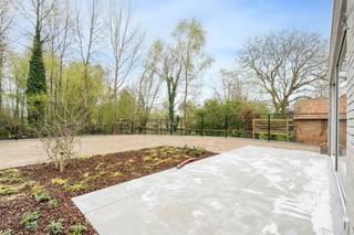 In Sint-Agatha-Rode, een zeer rustige en groene deelgemeente van Huldenberg, hebben we nog één moderne woning beschikbaar in ons...