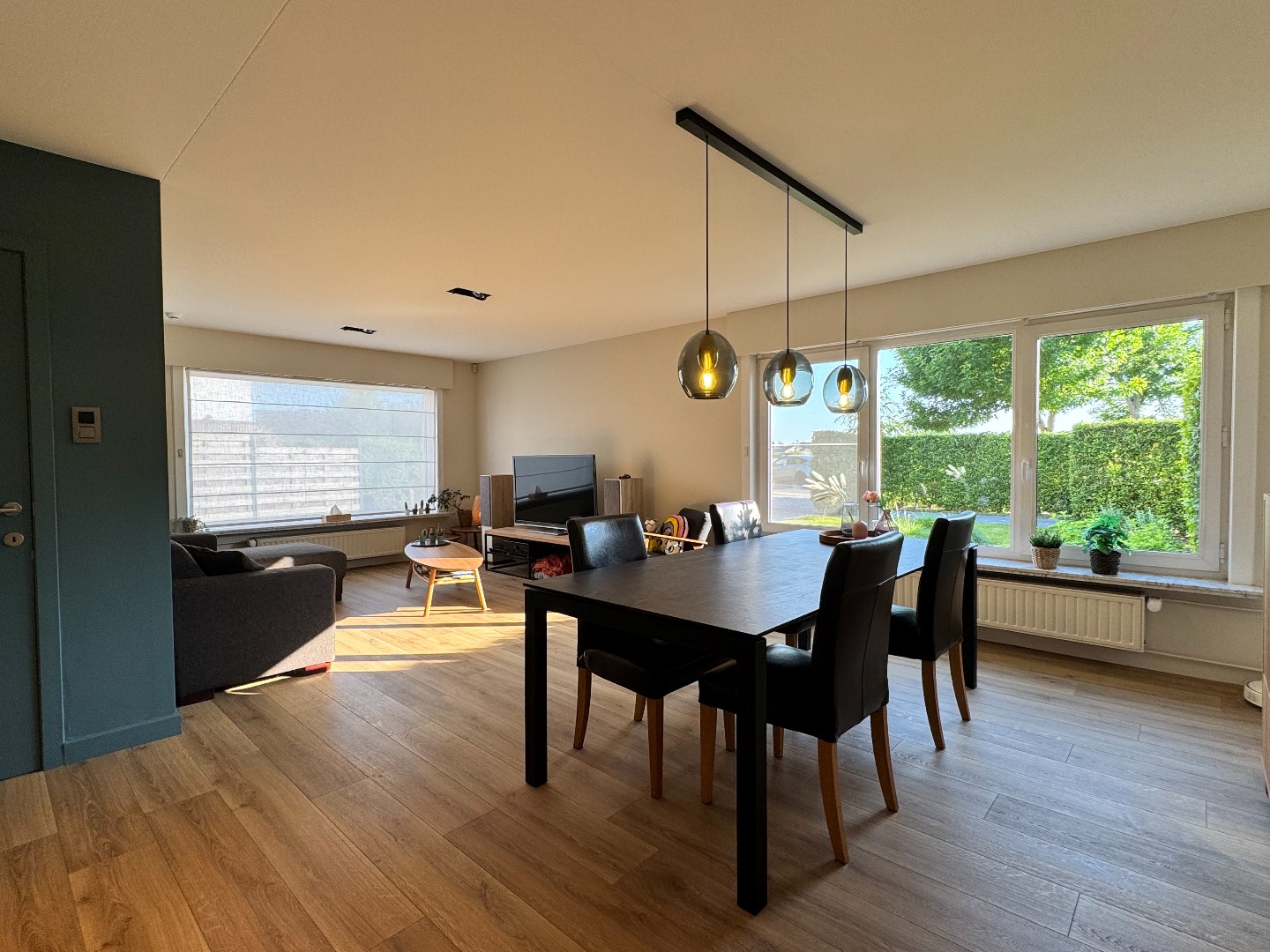 Instapklare en ruime halfopen bebouwing te Deinze. - foto 4