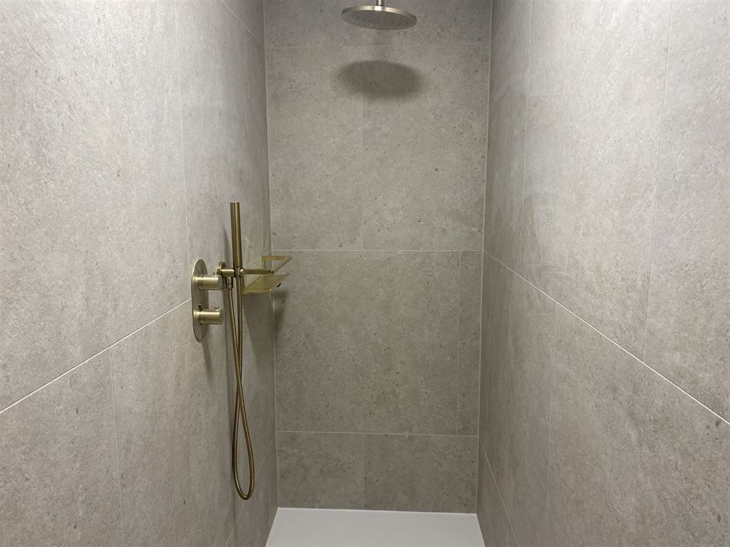 Duplex appartement in het centrum van 's-Gravenwezel - foto 5