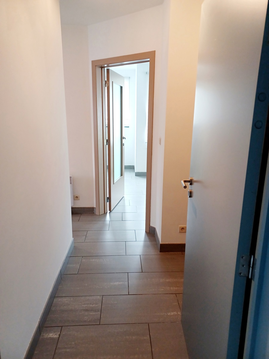 Appartement à louer à Grammont avec 2 chambres - photo 4