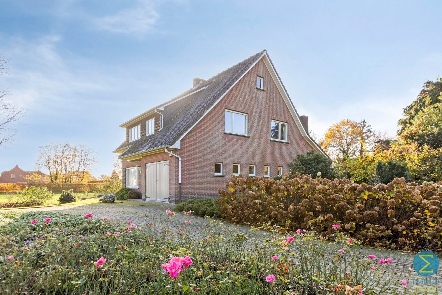 Vrijstaande woning op een mooi perceel van 5.443m² - foto 2