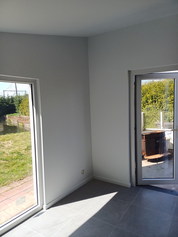 VOLLEDIG GERENOVEREERDE KANTINE MET VISVIJVER - photo 5