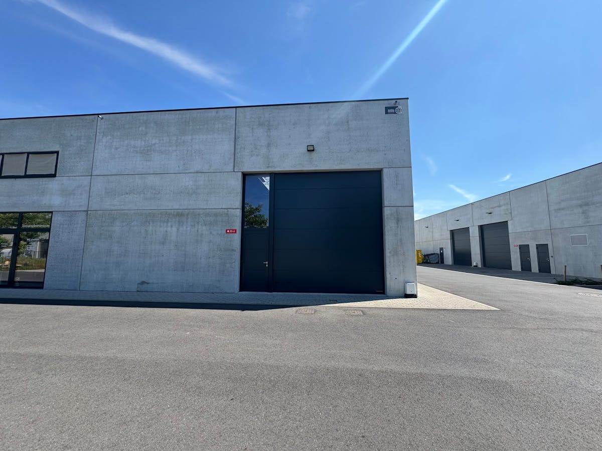 306 m² SME unit for rent at a top location in Jabbeke - photo 5