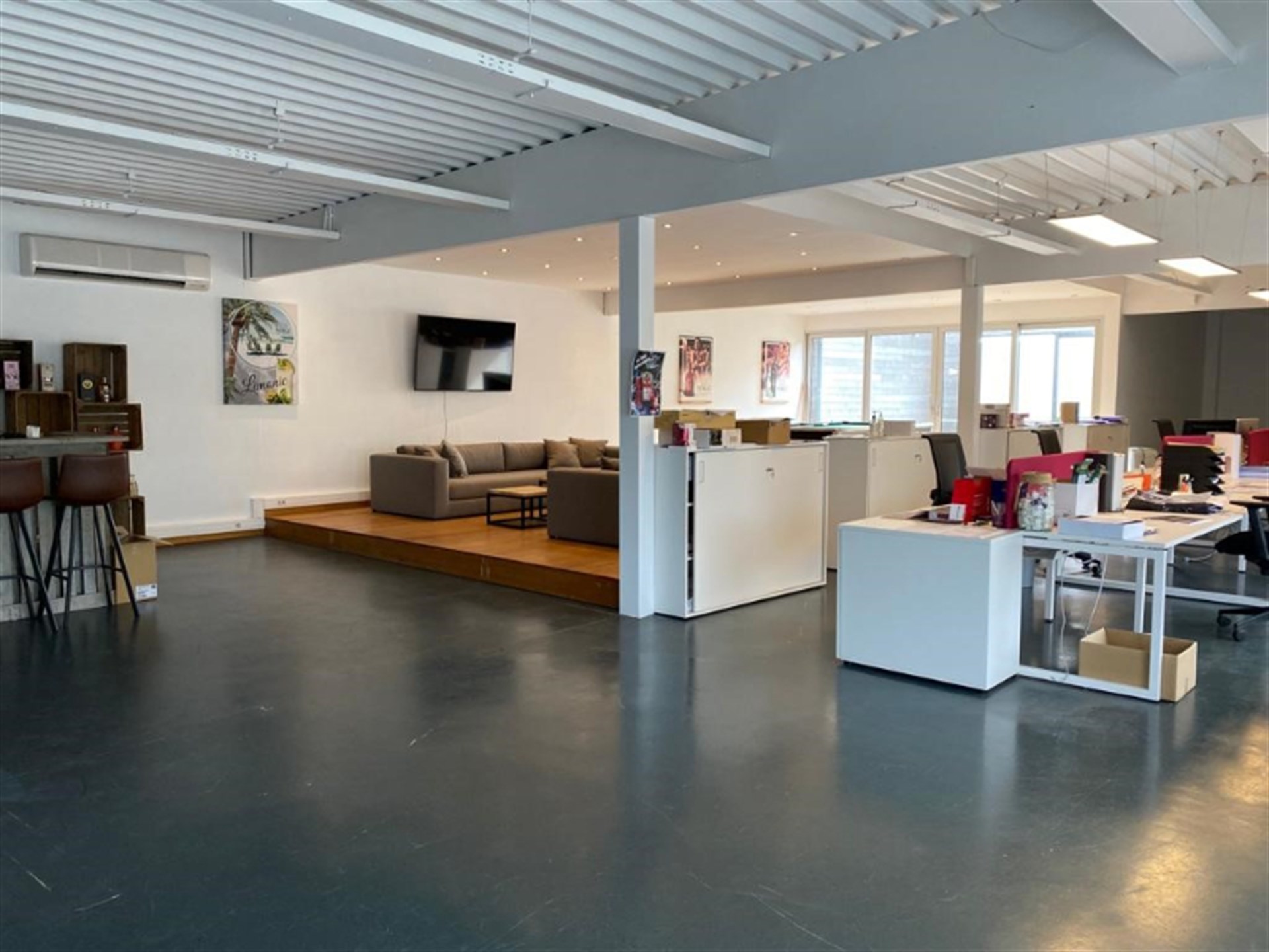 Commercial for rent in Wetteren - photo 2