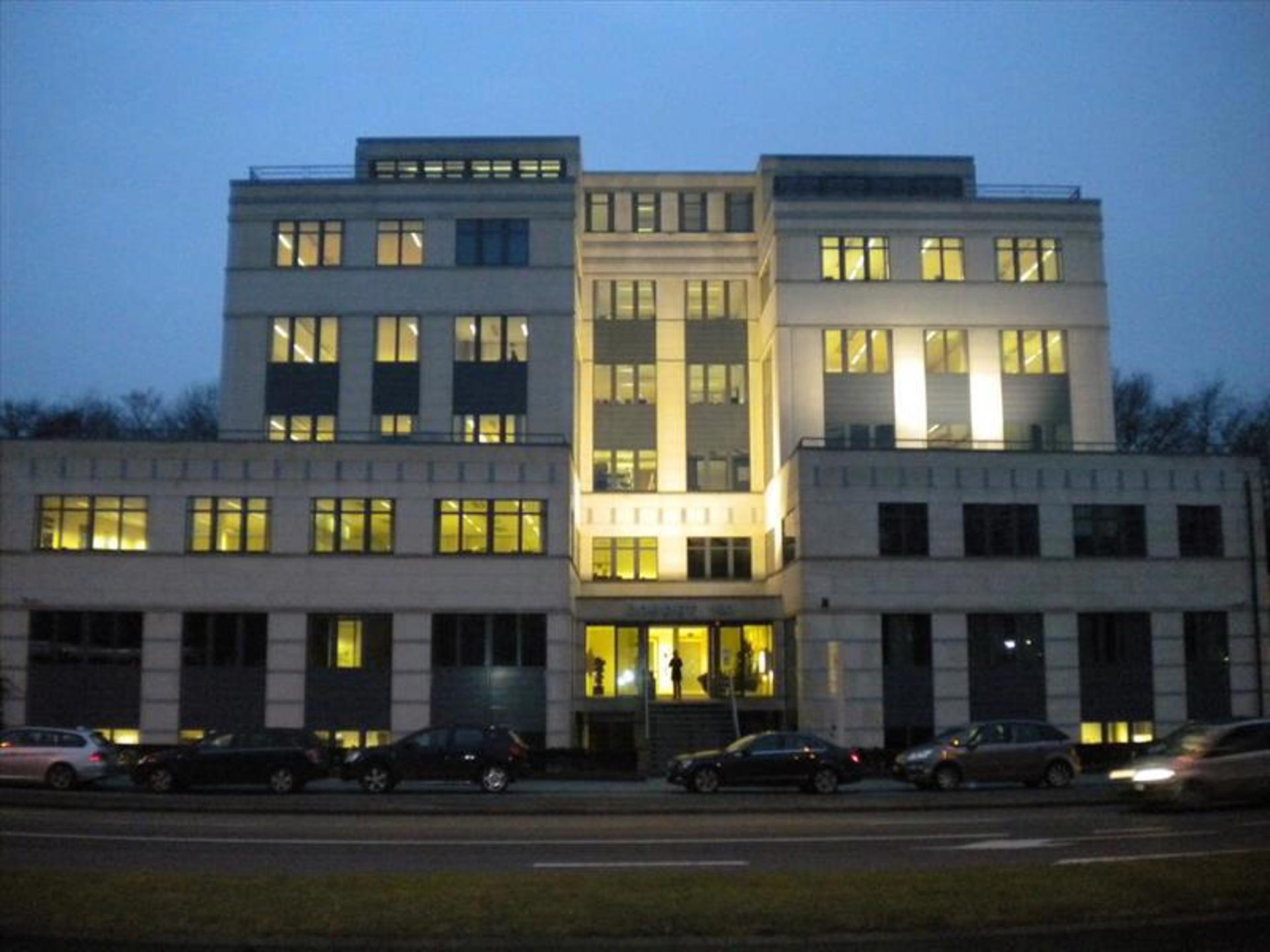 Commercieel te huur in Evere
