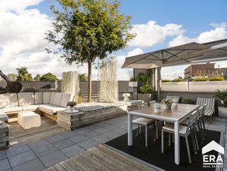 LOCATIE Het appartement is gelegen nabij het station van Tienen. STAATHet appartement is luxueus afgewerkt en instapklaar. EXTRA INFO? De nodige...