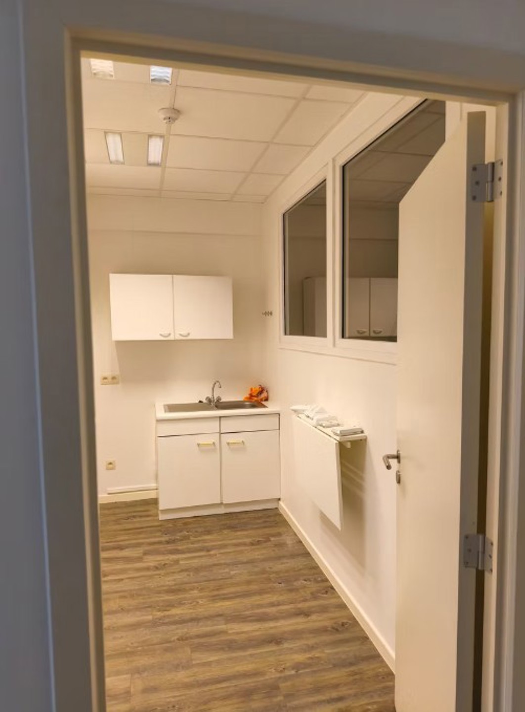 Landschapskantoor 106m² te huur - foto 3