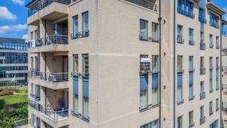 Een rustig gelegen, lichtrijk en ruim appartement (108m²) met oa. 3 slaapkamers + 2 badkamers, ruime leefruimte met open keuken (45m²),...