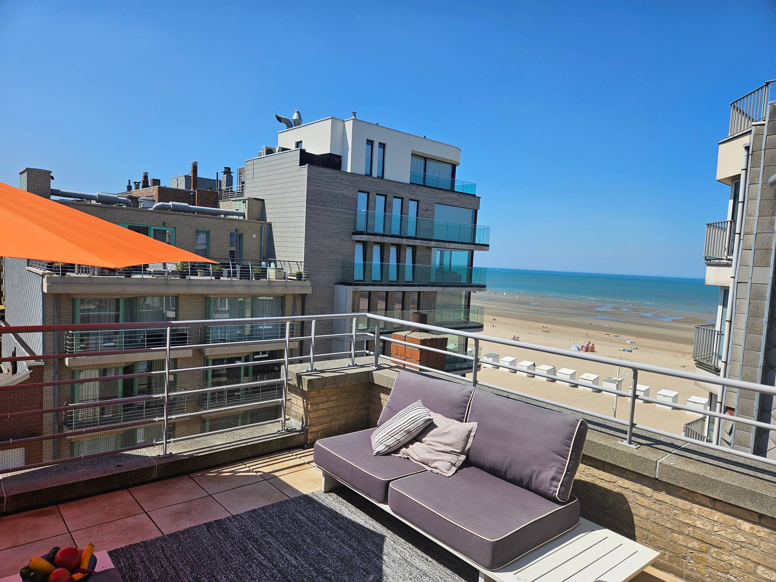 penthouse met 2 terrassen en zeezicht te koop in Koksijde! - foto 1