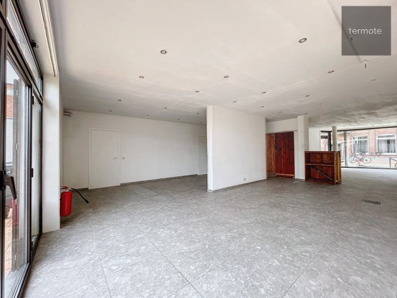 Commercial for rent in Sint-Eloois-Vijve - photo 3