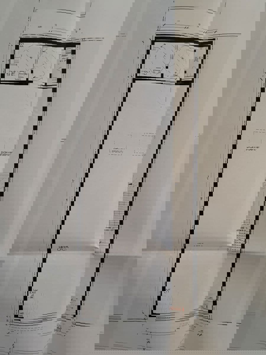 TE RENOVEREN HUIS VOOR POLYVALENT GEBRUIK (HANDEL OF WOONST) - foto 3