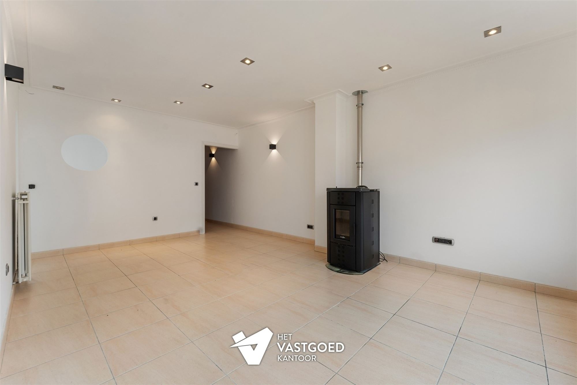 ZEER RUIME WONING (CA 550M2) MET ENORME MOGELIJKHEDEN - foto 3