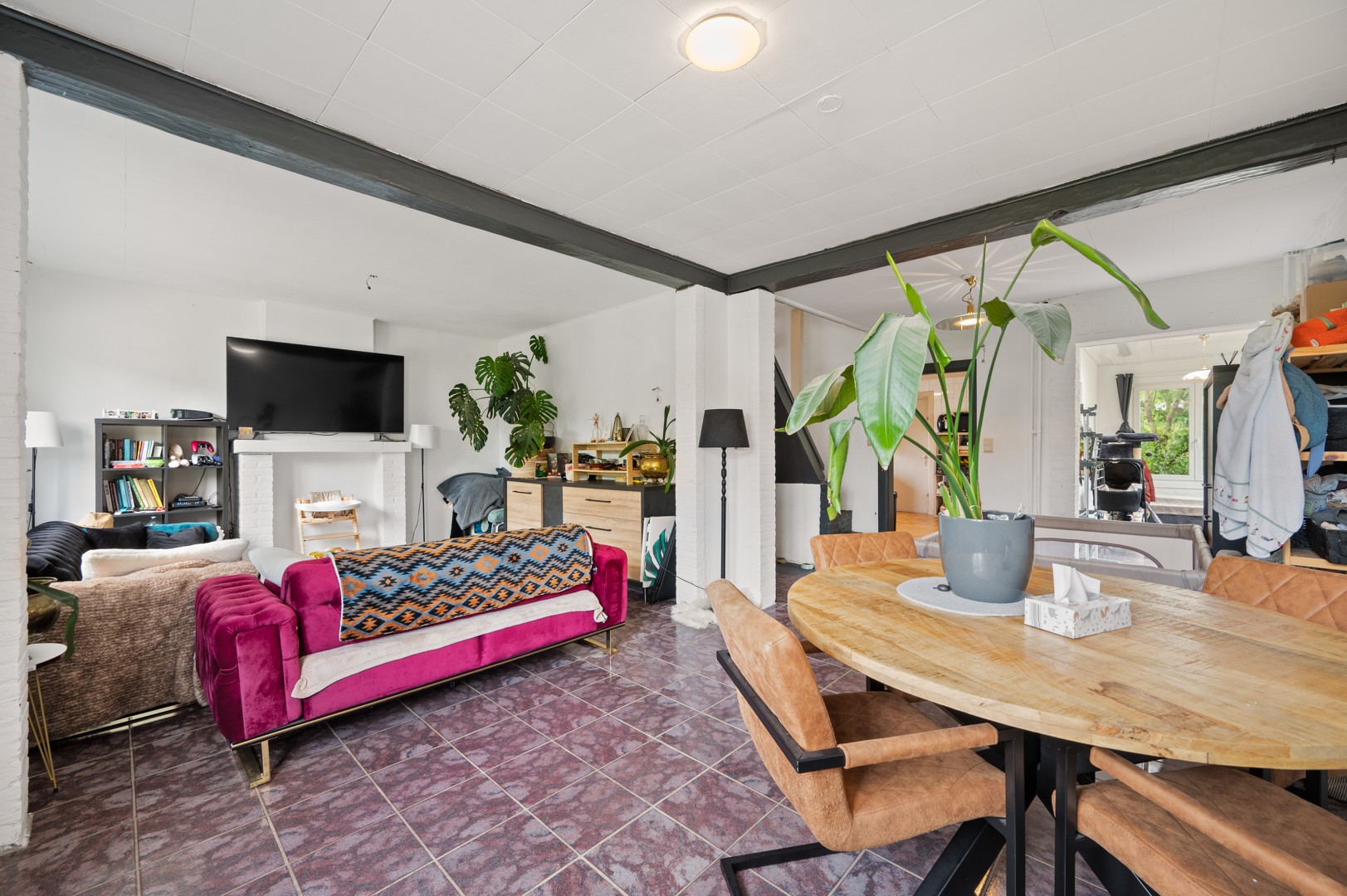 Charmante woning op te frissen - foto 3