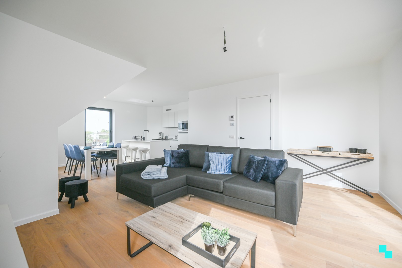 Energiezuinig tweeslaapkamerappartement met terras in Beveren-Leie! - foto 2