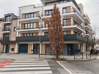 Commercial for rent in Forest