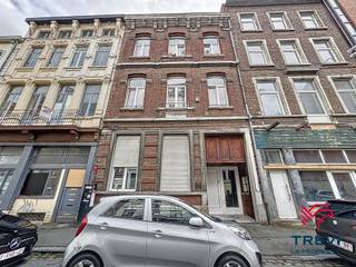 À vendre à Charleroi : immeuble de rapport idéalement situé, offrant une opportunité d’investissement rare avec un excellent potentiel de...