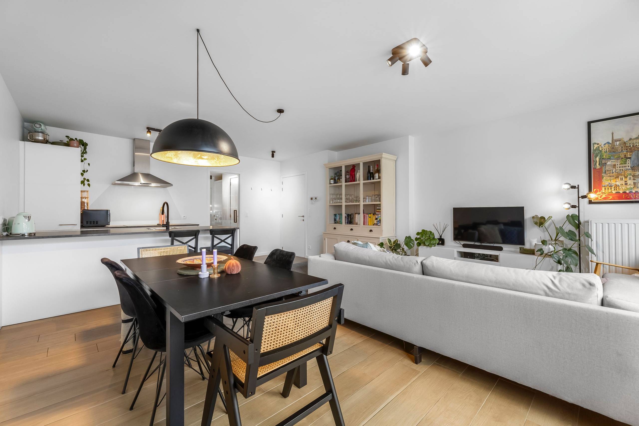 Appartement te koop in Antwerpen met 2 slaapkamers - foto 4