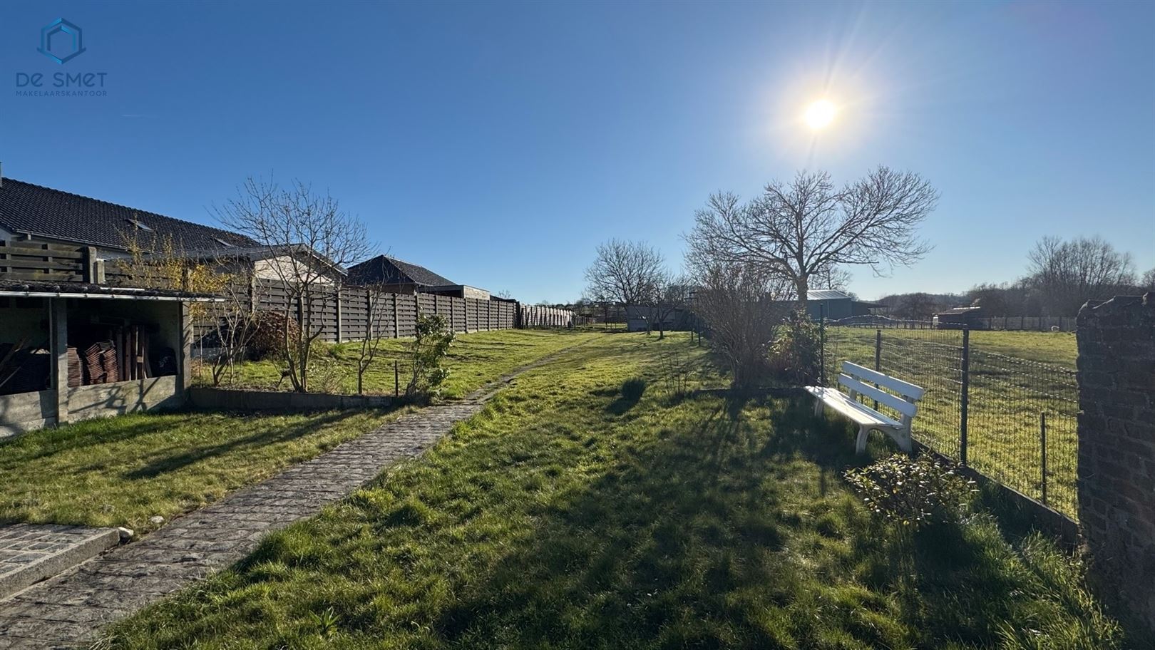 Ruime woning met veel potentieel! - foto 4