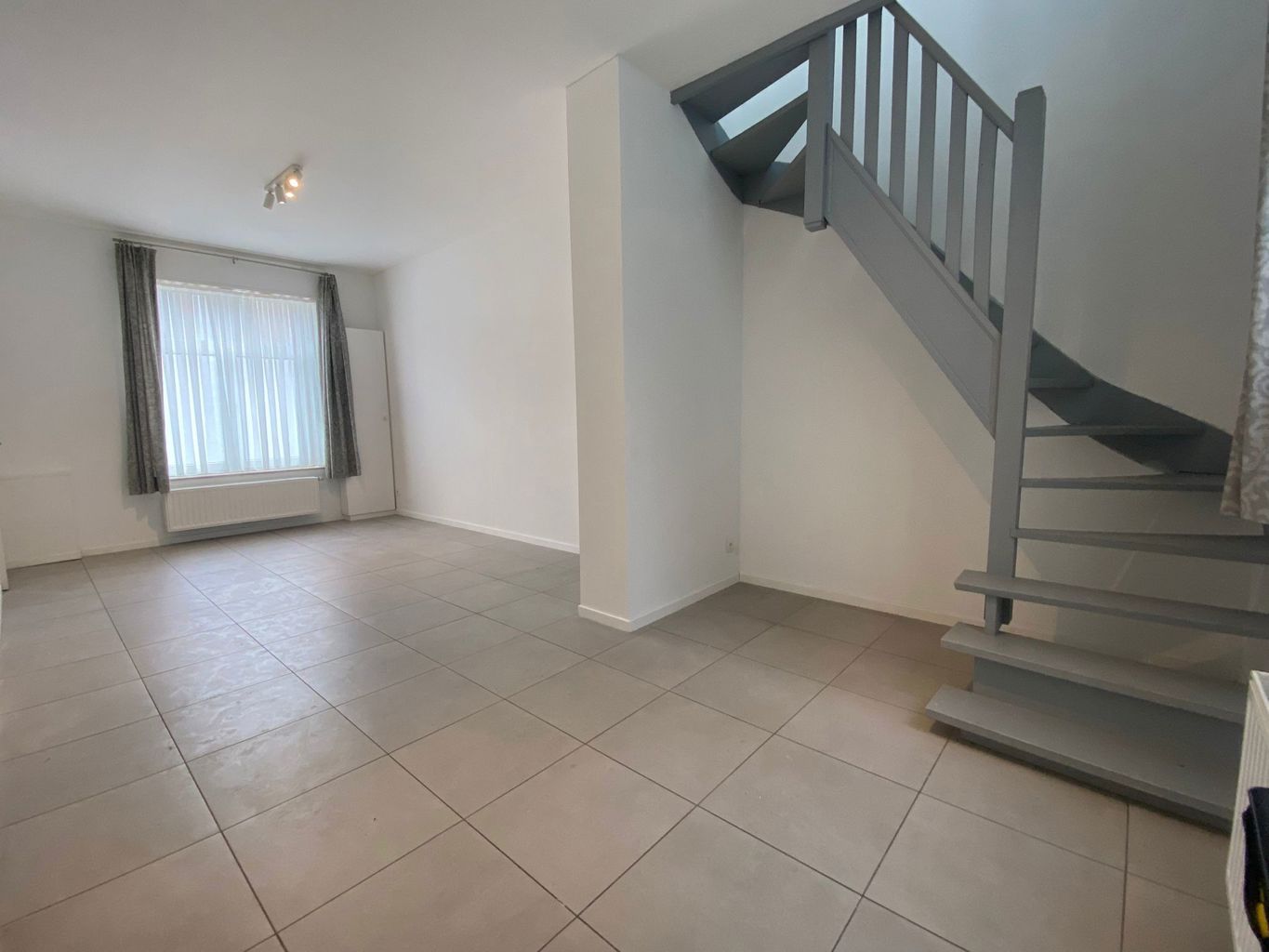 Gerenoveerde gesloten bebouwing met twee kamers  - foto 5