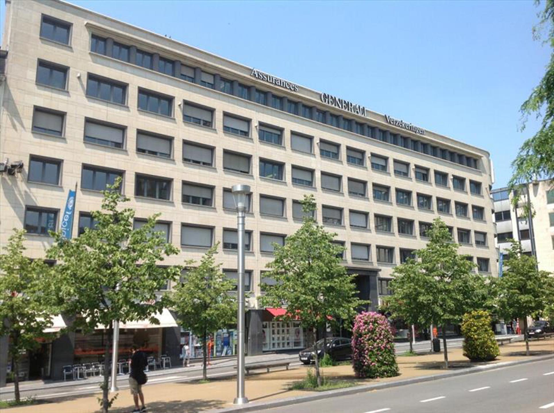 Commercial for rent in Brussels - photo 2