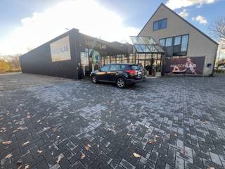 Commercial à louer à Genk