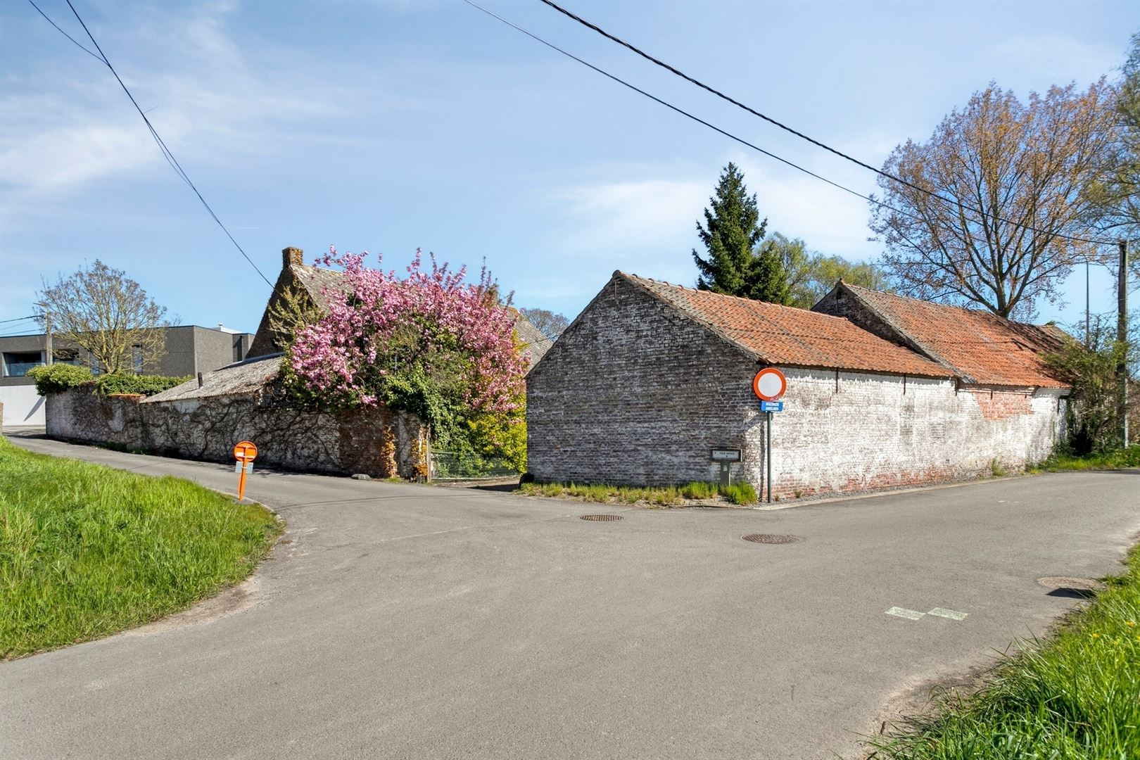Te renoveren hoeve op 1189m² (mooie perceelbreedte) - foto 5