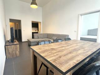 Surf naar www.abricasa.be en plan jouw verhuurafspraak in samen met onze digitale assistente Alice!In de charmante Lange Koepoortstraat,...