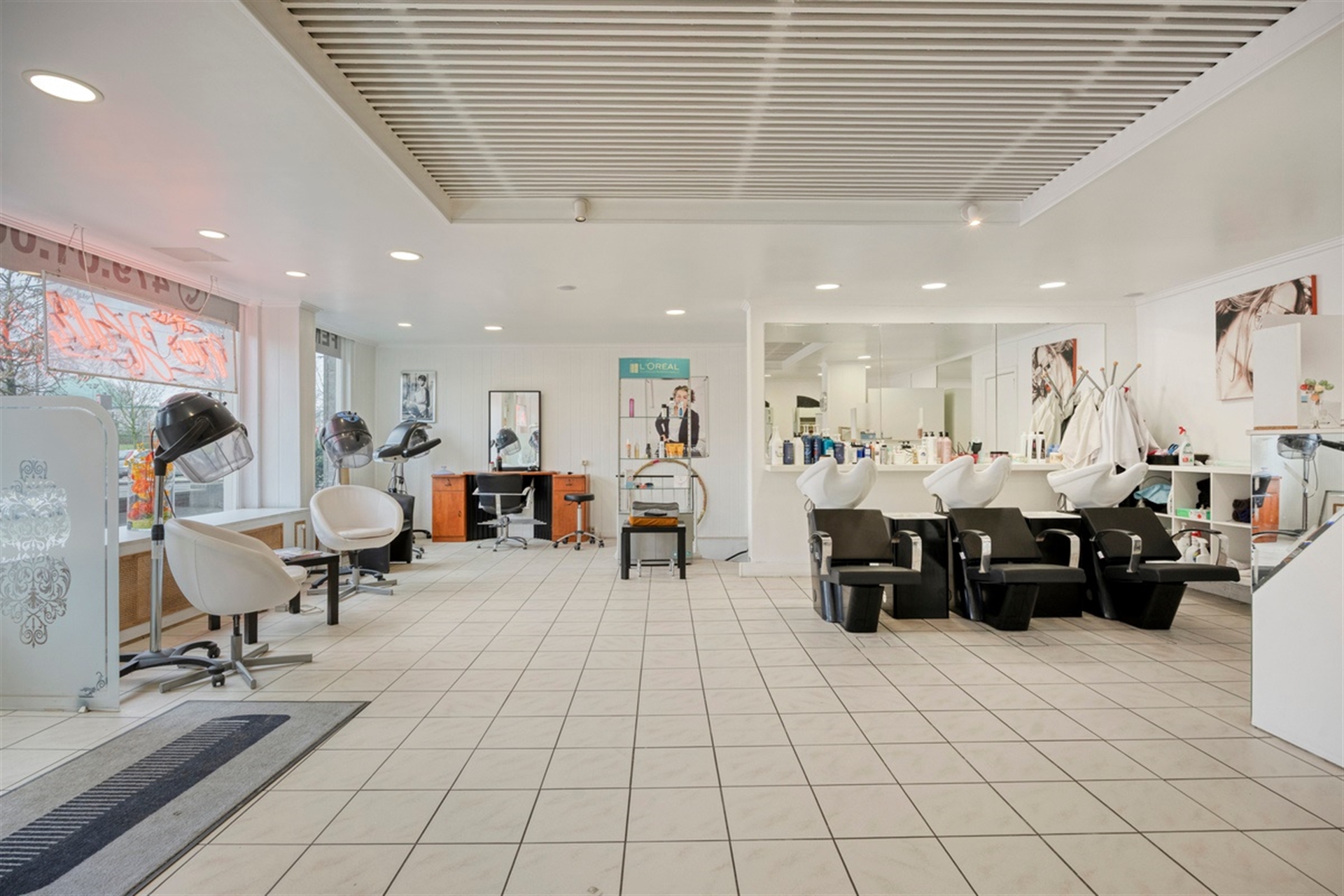 Prachtige commerciële ruimtes op een top locatie. - foto 4