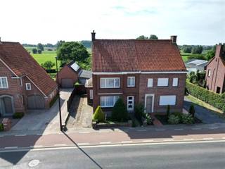 Info & Visit: 0494 69 36 09 - Voor de beschrijving en de wettelijke informatieplicht (art.5.2.6 VCRO en Watertoets, EPC, EPC-nummer,…) verwijzen we naar de advertentie op de website van Immo Derveaux te bereiken via - https://www.immoderveaux.be - waar u ook andere interessante panden kan terugvinden. De inhoud van deze advertentie valt onder de uitsluitende aansprakelijkheid en verantwoordelijkheid van Immo Derveaux, Vincent Derveaux BIV 513 924, die ons deze advertentie heeft aangeleverd. Klachten of opmerkingen over de inhoud dienen rechtstreeks aan Immo Derveaux kenbaar gemaakt worden via e-mail: - info@immoderveaux.be -***xxxINW-Derveaux-