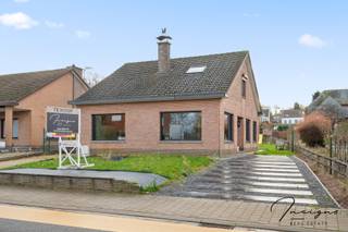 OPEN KIJKDAG ZATERDAG 28/02 van 13u tot 15uRuime gezinswoning met mooie tuin en aparte garage in hartje Tielt-Winge.In het centrum van Tielt-Winge...