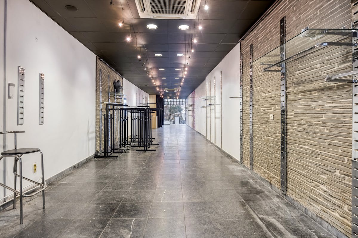 propriété commerciale avec maison à vendre dans le centre commercial de Turnhout - photo 2