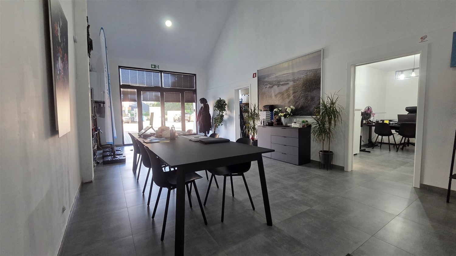 Polyvalent handelspand met uitstekende visibiliteit op toplocatie in Genk - foto 4