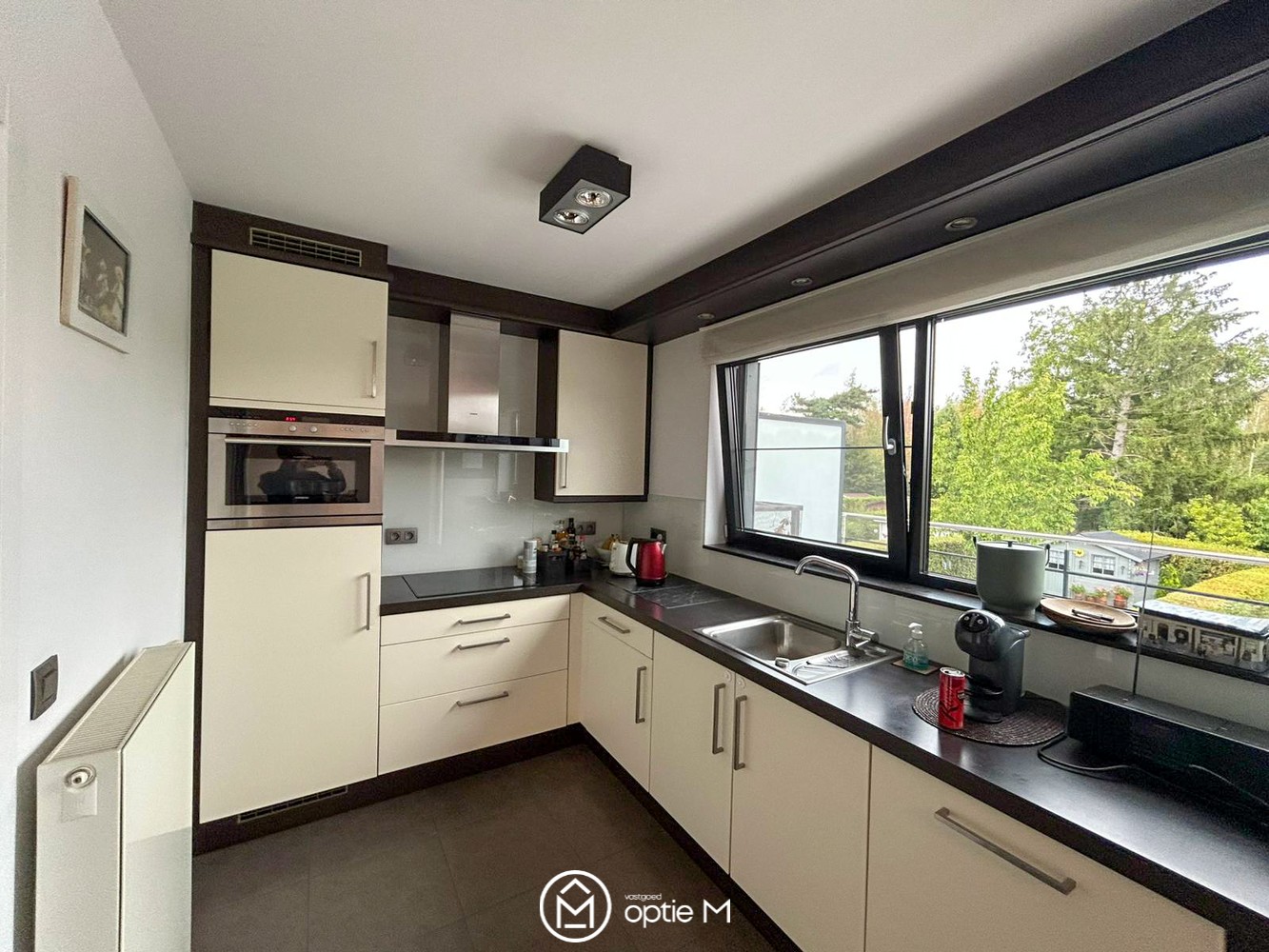 Lichtrijk appartement te huur in Tienen – met twee parkeerplaatsen en ruim terras - foto 4